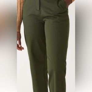 Eleanor Slim Fit Pant in Rosin Green frank & oak